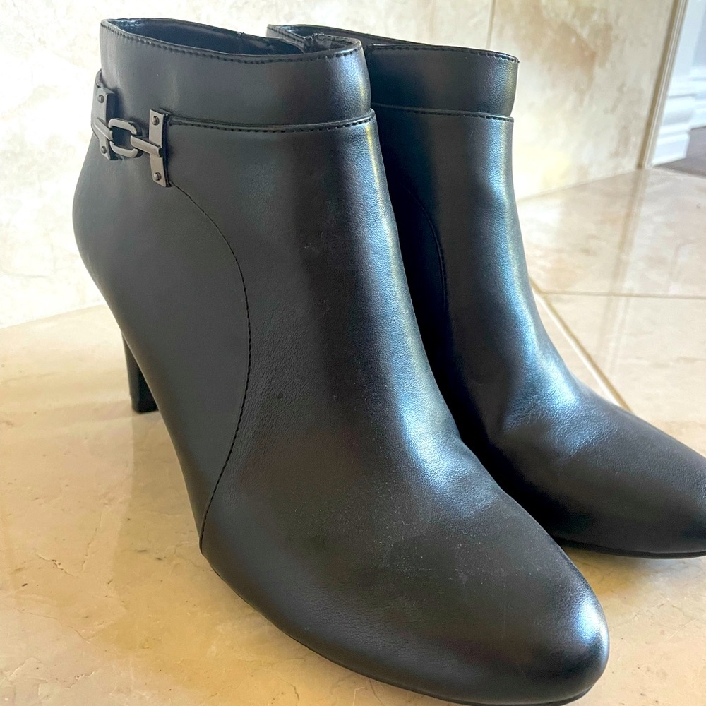 Bandolino ankle boots